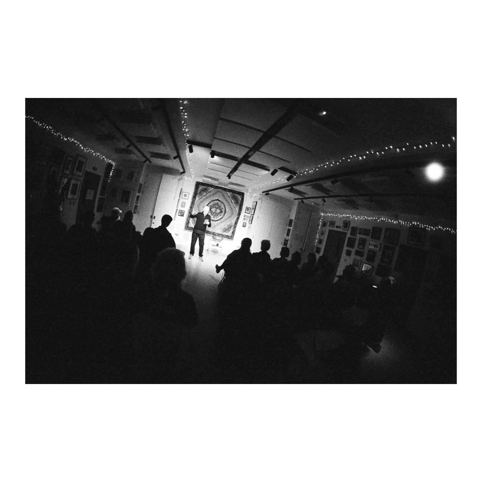 Mic Nightlife: Words at the Woodfield